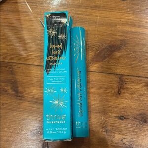 Thrive Causemetics Brynn/rich black Mascara lash extensions mascara
